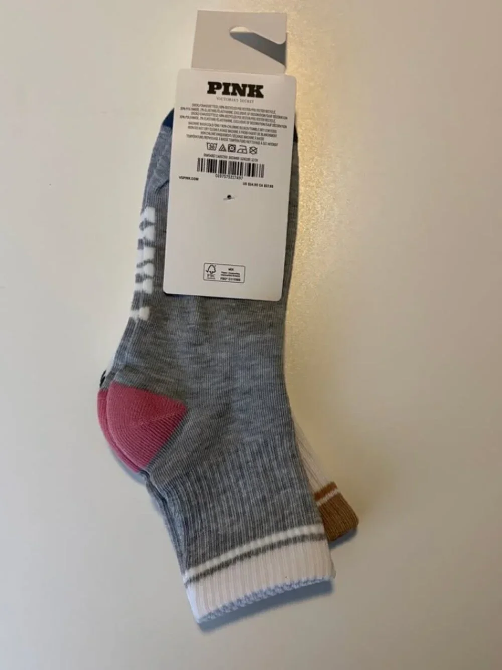 NWT PINK Victoria's Secret 2 - Pack Quarter Socks